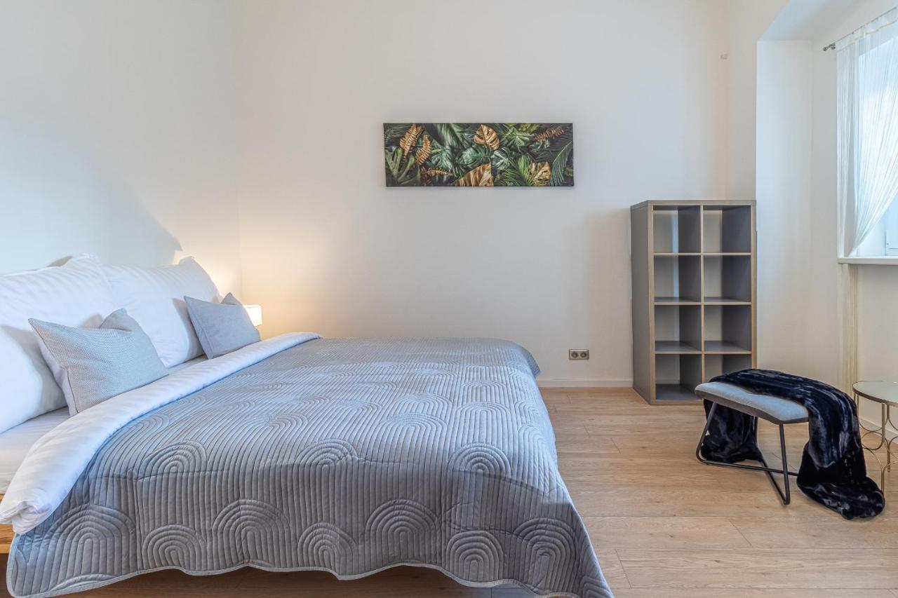 Stylish Luxury Flat In Old Town Daire Bratislava Dış mekan fotoğraf